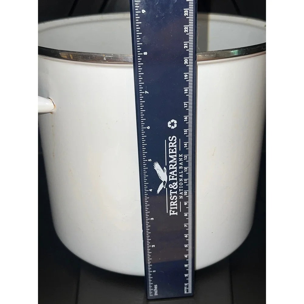 Vintage White Enamel‎ Stock Pot with Lid Large Soup Stew Pot 8.25 Inch Tall